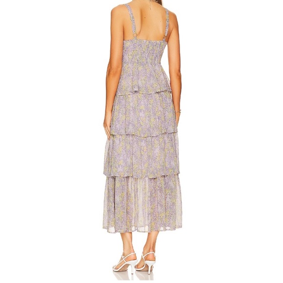 Midsummer Dress, ASTR the label, Lavender Multi Flower, worn once!! Size Medium - Picture 3 of 4